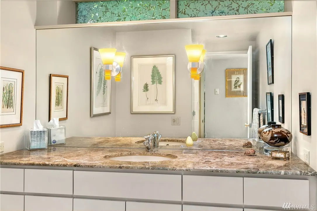 Cannon Remodel: bathroom vanity