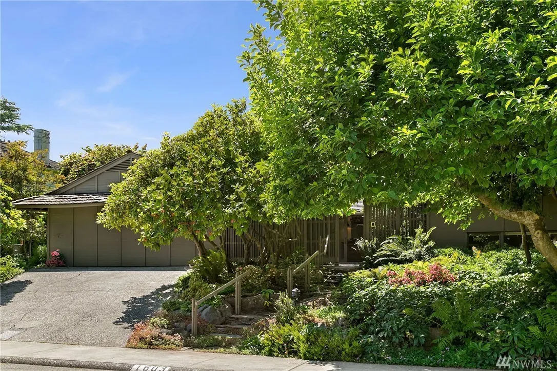 Cannon Remodel: approach through the garden