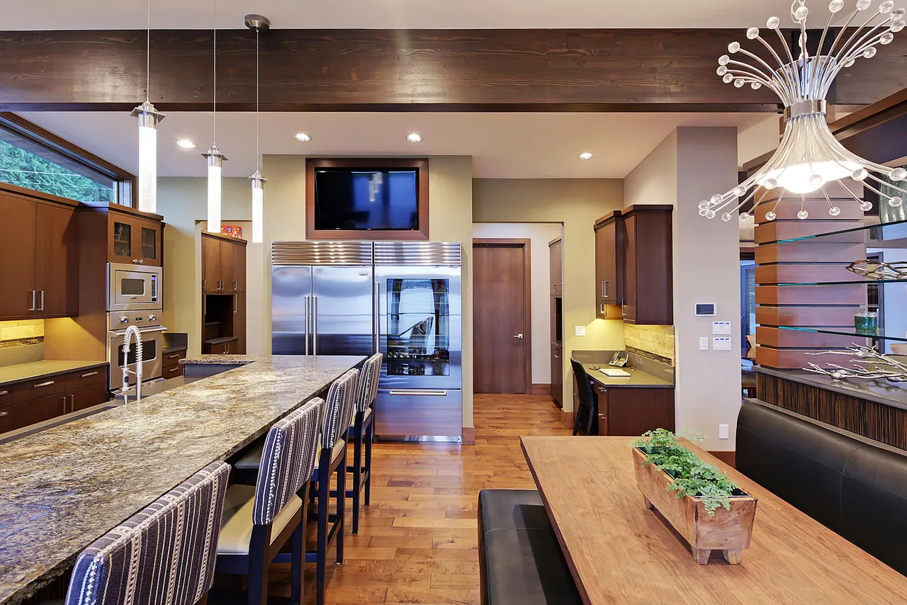Carr Remodel: kitchen and family table